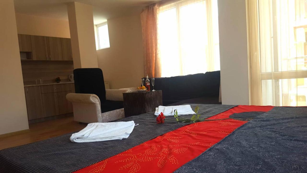 Family Hotel Solar Central Σάνι Μπιτς Εξωτερικό φωτογραφία