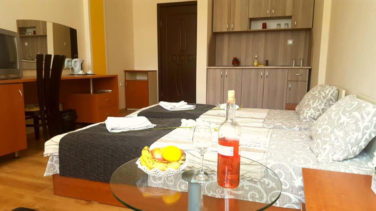 Family Hotel Solar Central Σάνι Μπιτς Εξωτερικό φωτογραφία